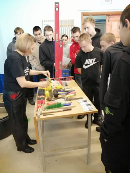 Экскурсия в «Бийский государственный колледж» «В «штукатуры» я б пошёл, пусть меня научат».